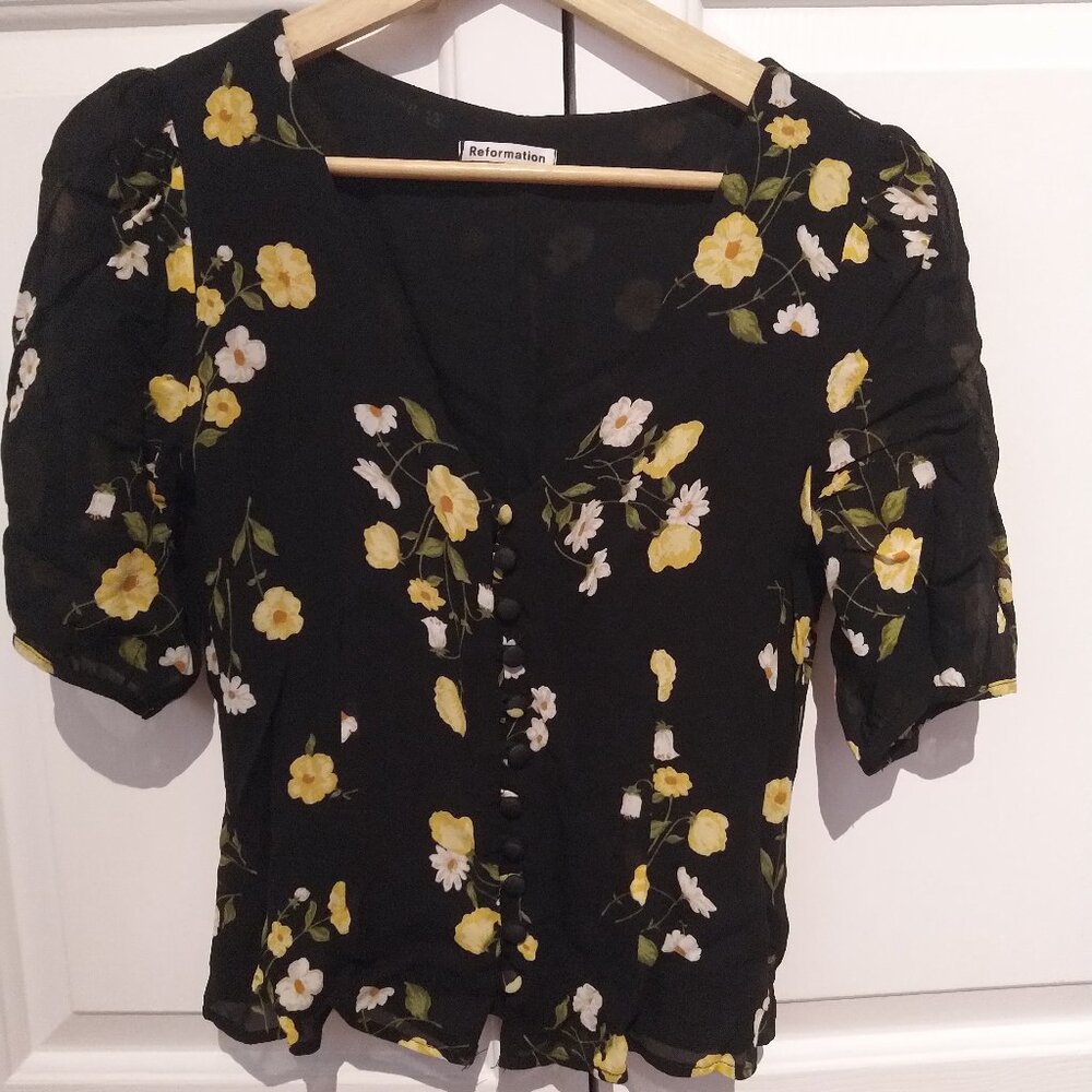 Reformation XS flower print blouse